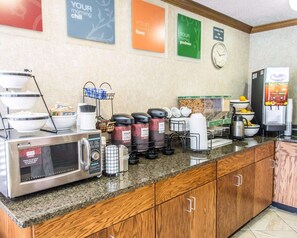 Free continental breakfast - Quality Inn Lewiston (Lewiston)