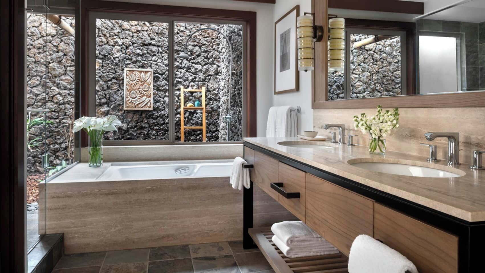 separate bathtub and shower, jetted bath, designer toiletries