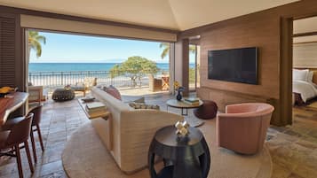 Premium bedding, down comforters, minibar, in-room safe