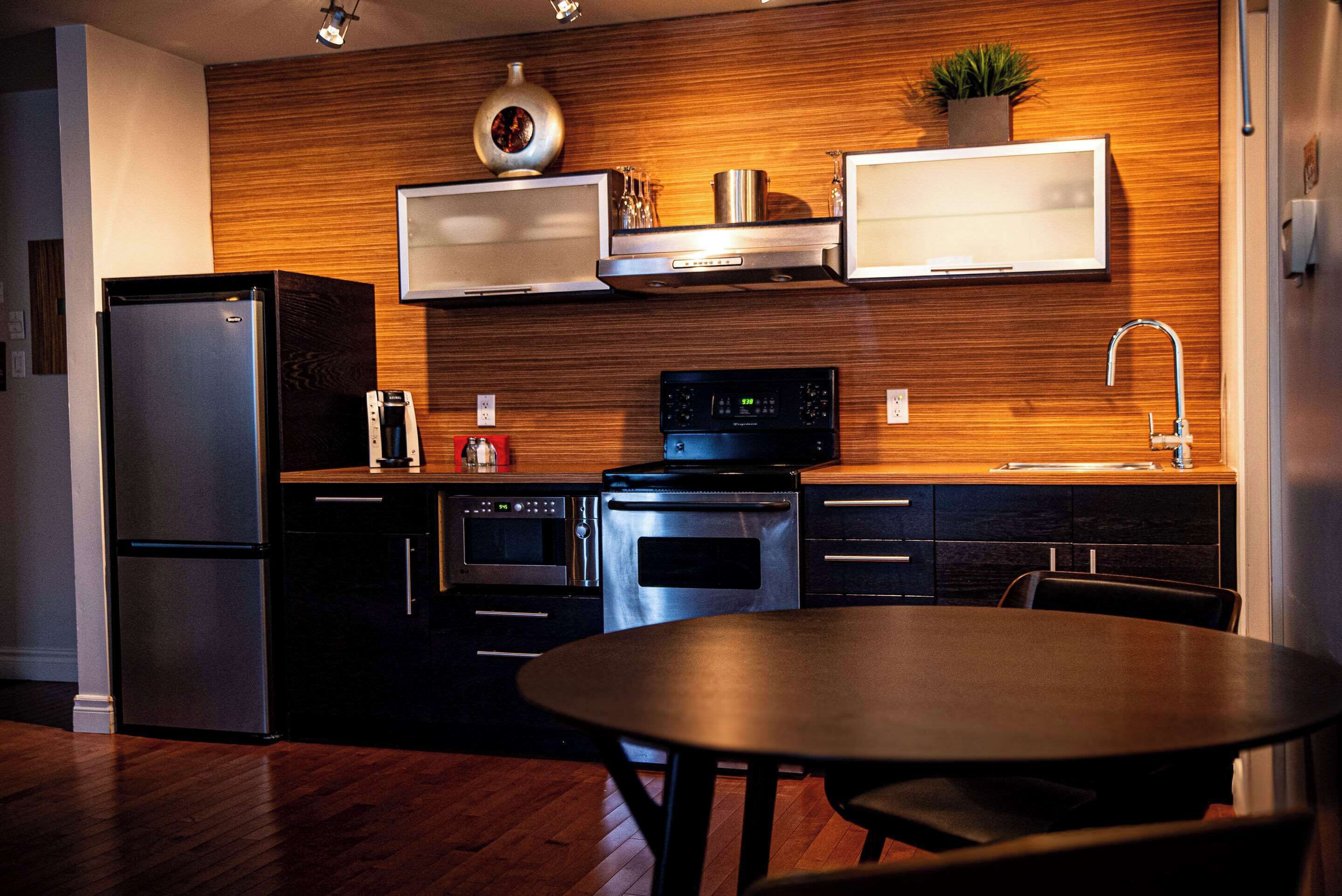 premium bedding, minibar, desk, iron/ironing board