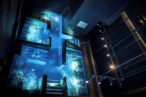 Turkish bath/hammam, body treatments, hydrotherapy, body scrubs