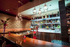 Bar (on property) - Le Noranda Hotel & Spa, an Ascend Collection Hotel (Rouyn-Noranda)