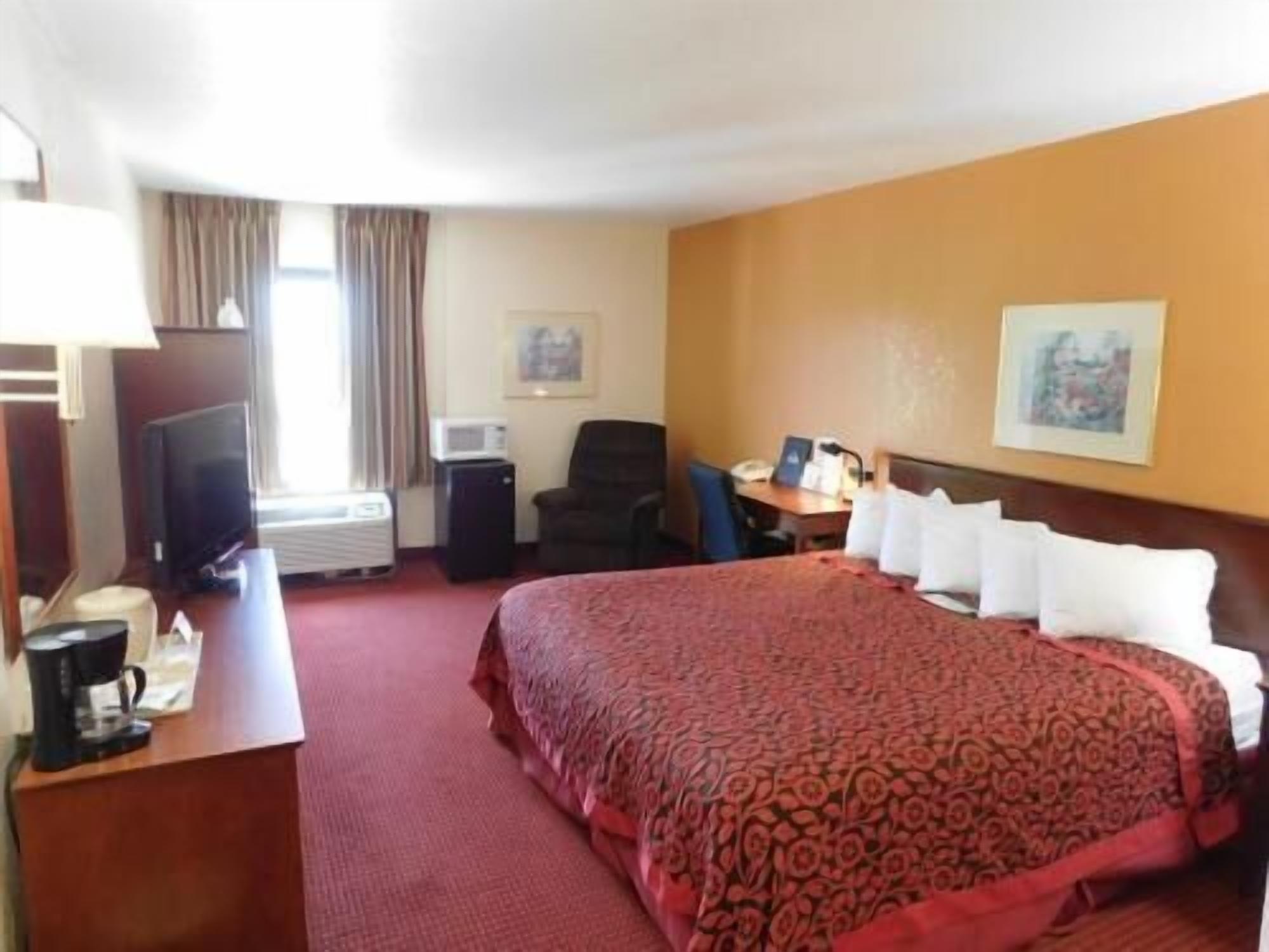 Desk, blackout curtains, iron/ironing board, free WiFi