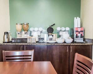 Free daily on-the-go breakfast  - Blankenbaker Inn by IHG (Louisville)