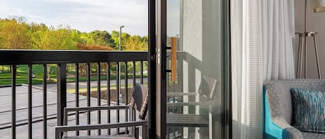 Room, 2 Queen Beds, Balcony