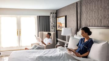 Room, 1 King Bed, Balcony | Premium bedding, down comforters, individually decorated