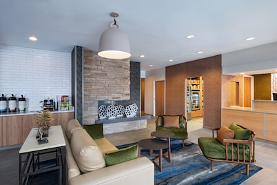 Fairfield Inn By Marriott Kansas City Airport