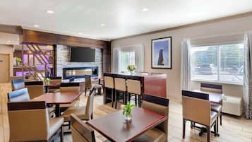 Free daily on-the-go breakfast