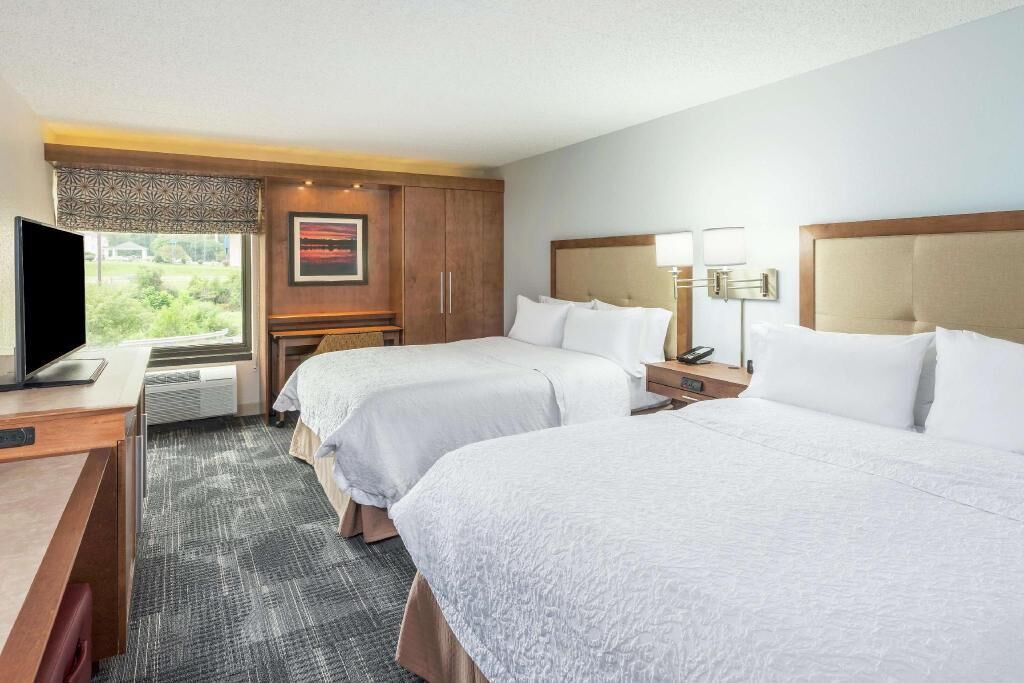 In-room safe, iron/ironing board, cots/infant beds, free WiFi