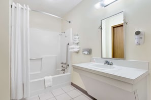 Separate bathtub and shower, free toiletries, hair dryer, towels