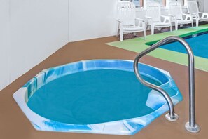 Baignoire à remous extérieure