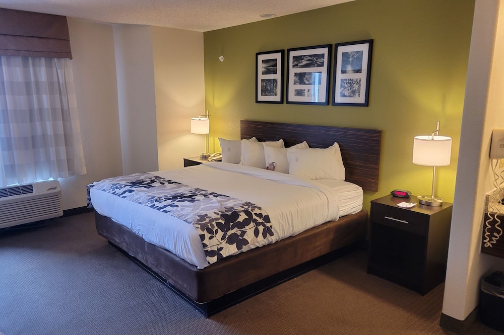 Baymont by Wyndham Pueblo