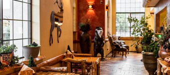 Gateway Inn And Suites