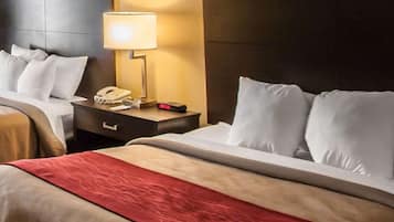 Quarto casal standard, 2 camas de casal, para não fumantes | Ferros/tábuas de passar roupa, Wi-Fi de cortesia, roupa de cama