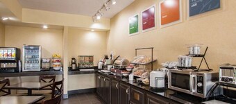 Quality Inn Hayti North