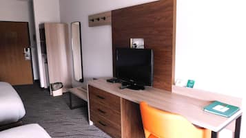 Standard Room, 2 Queen Beds | Desk, iron/ironing board, free WiFi, bed sheets
