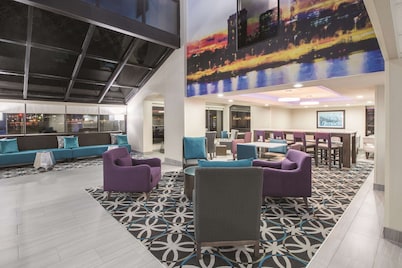 La Quinta Inn & Suites by Wyndham Festus - St. Louis South