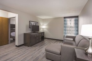 Suite, 1 King Bed, Non Smoking | Premium bedding, desk, iron/ironing board, free cribs/infant beds
