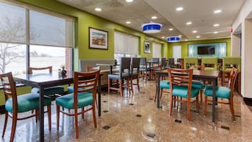 Free daily buffet breakfast