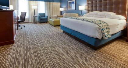Heritage Inn & Suites St. Louis/Fenton, Trademark by Wyndham