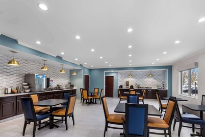 Best Western Plus Fenton