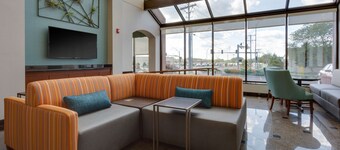 Drury Inn & Suites Columbia Stadium Boulevard