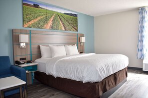 Desk, iron/ironing board, rollaway beds, free WiFi