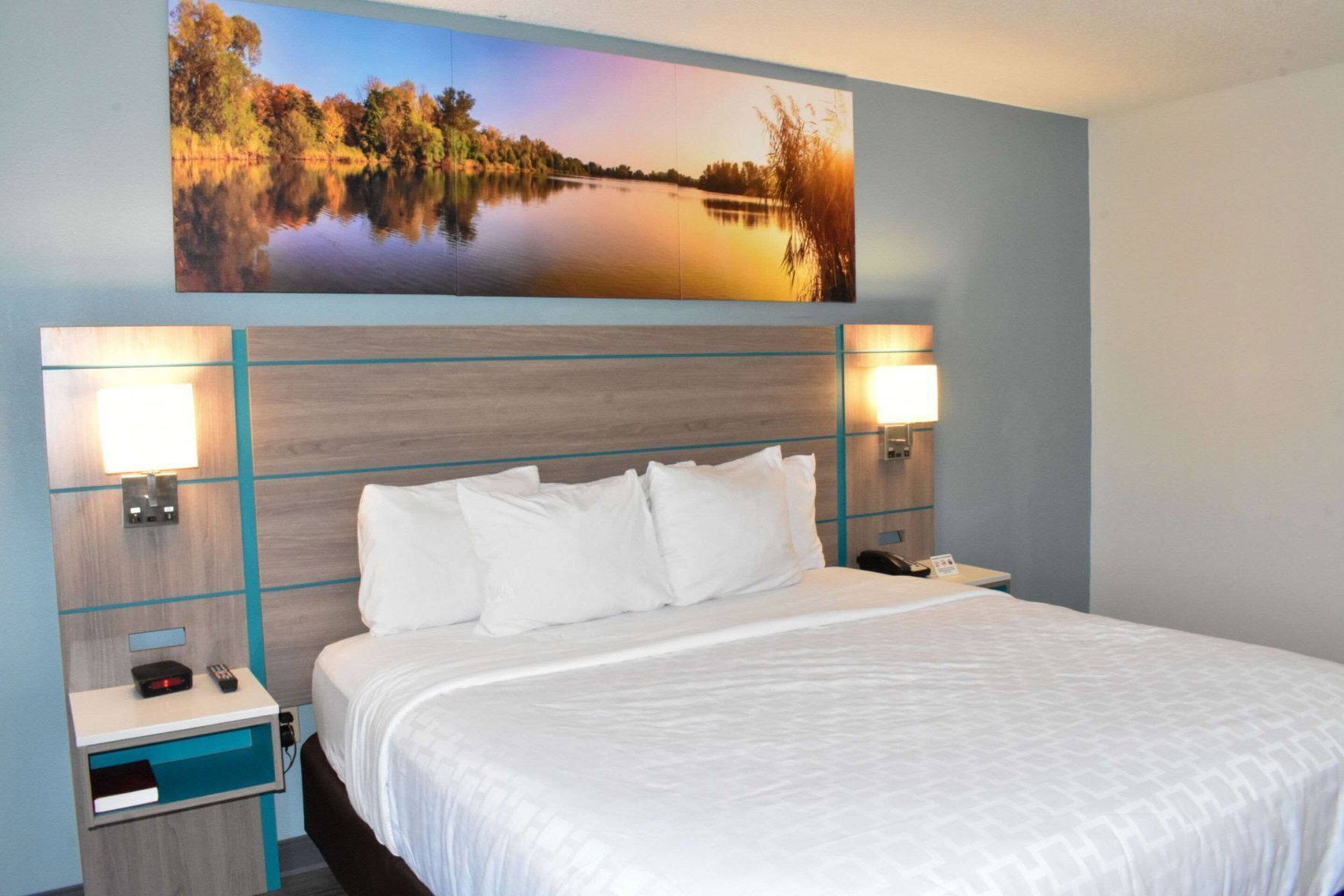 Skrivebord, strygejern/strygebræt, ekstra senge (tillægsgebyr)