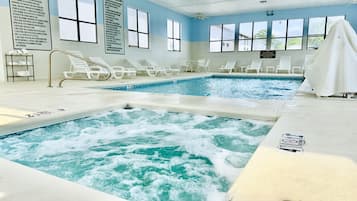 Indoor spa tub