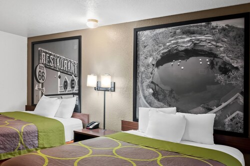 Super 8 by Wyndham Santa Rosa