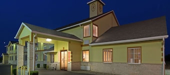Days Inn by Wyndham Cameron