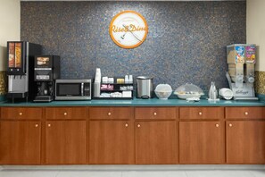 包含每日外带式早餐