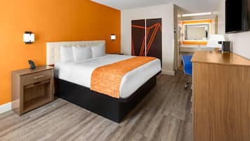 Room, 1 King Bed, Accessible, Non Smoking | Desk, soundproofing, iron/ironing board, rollaway beds