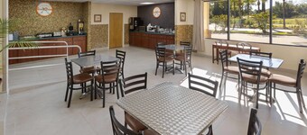 格鲁吉亚萨瓦纳温德姆豪生酒店