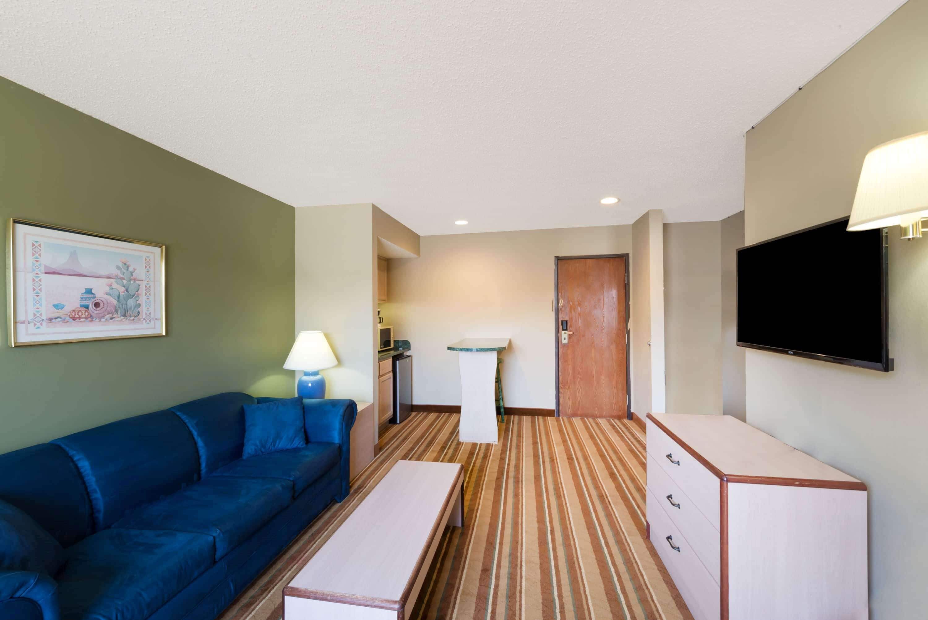 Desk, iron/ironing board, free cots/infant beds, rollaway beds