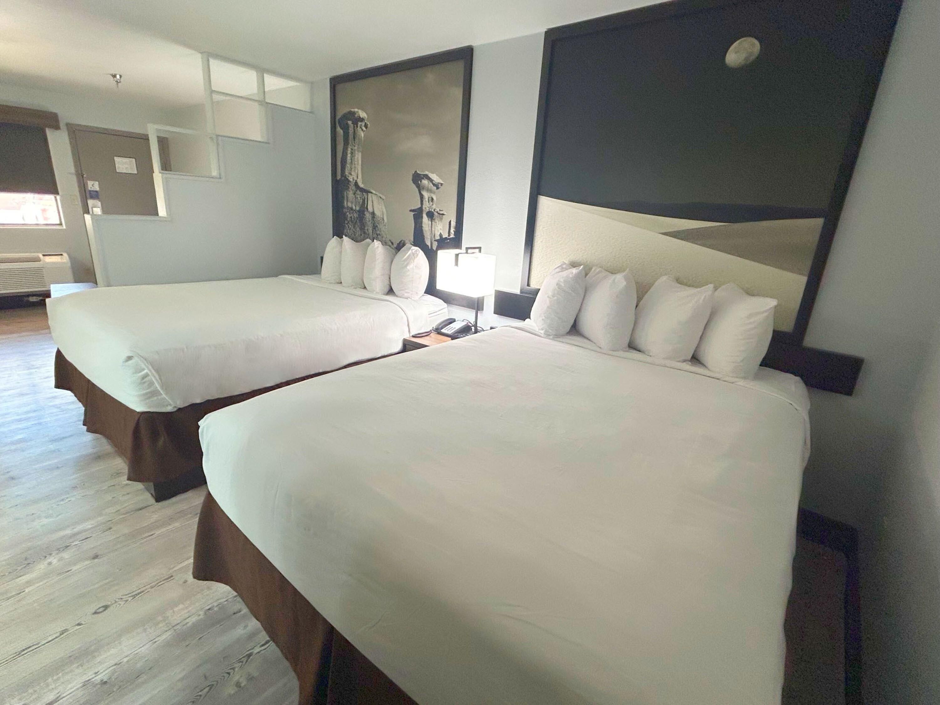 Suite, 2 camas Queen size, para no fumadores (with Sofabed) | Ropa de cama de alta calidad y camas con pillow-top 