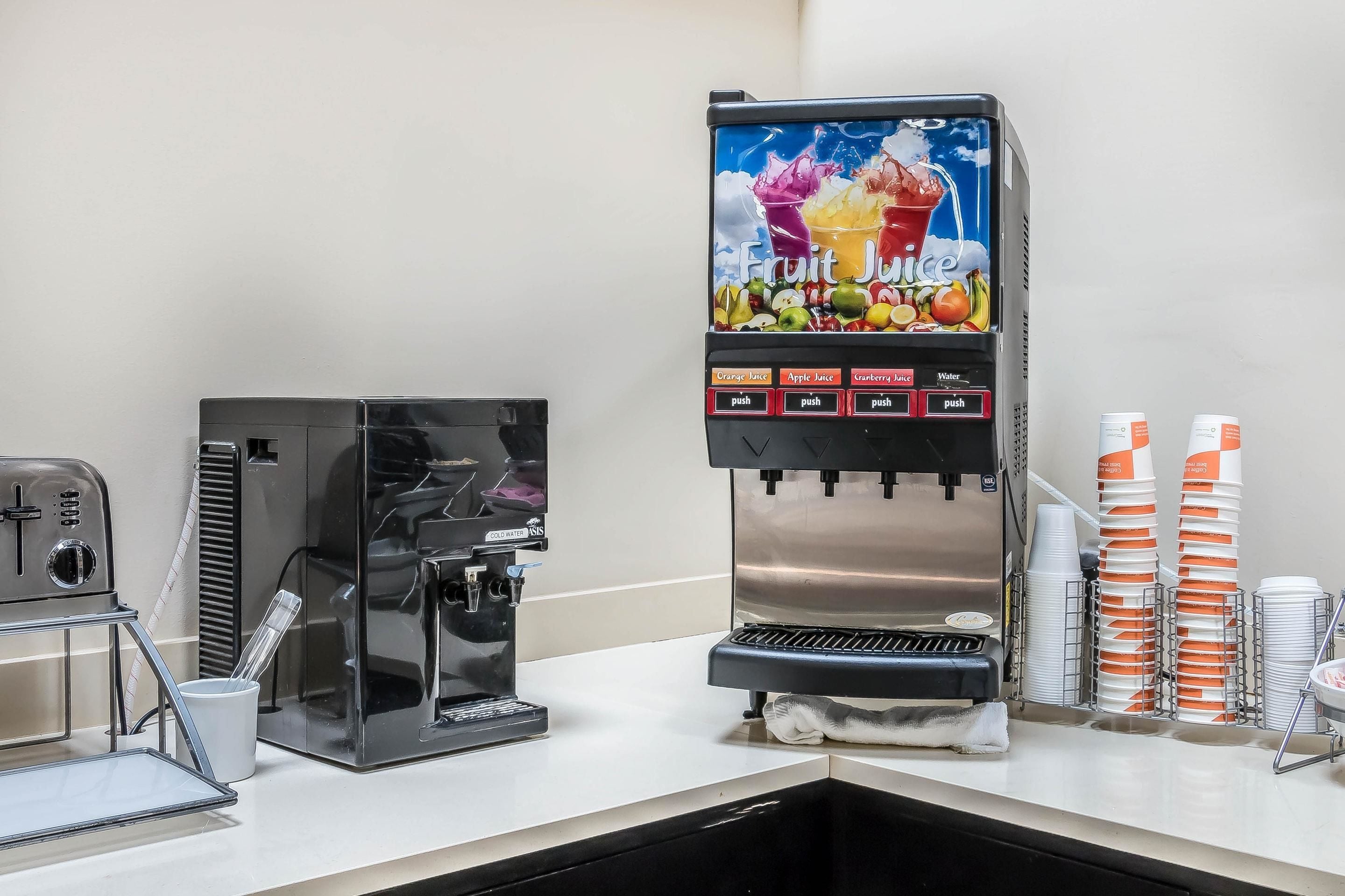 free daily continental breakfast