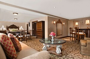 Suite, 1 King Bed, Jetted Tub (Manhattan Suite) | Living area | 37-inch TV with premium channels