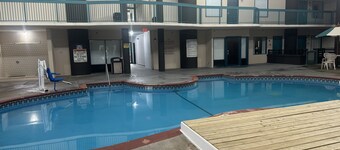 Motel 6 Savannah, GA- Gateway & I-95