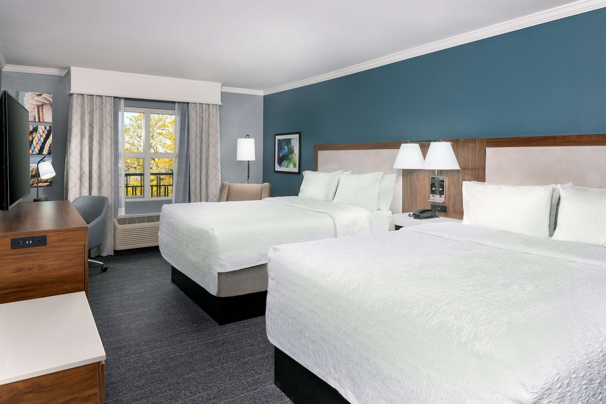 Standard Room, 2 Queen Beds, Non Smoking (Historic) | Desk, blackout curtains, iron/ironing board, free cots/infant beds