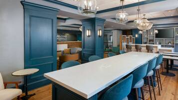 包含每日自助早餐