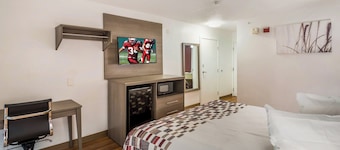 Red Roof Inn Rochester – Airport