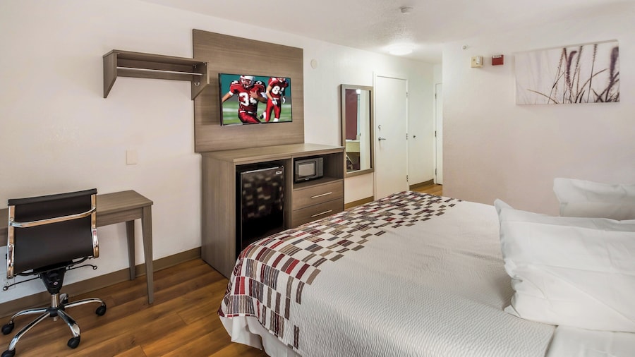 Red Roof Inn Rochester – Airport