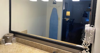 Red Roof Inn Savannah North I-95 – Port Wentworth