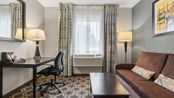 Premium bedding, in-room safe, desk, laptop workspace