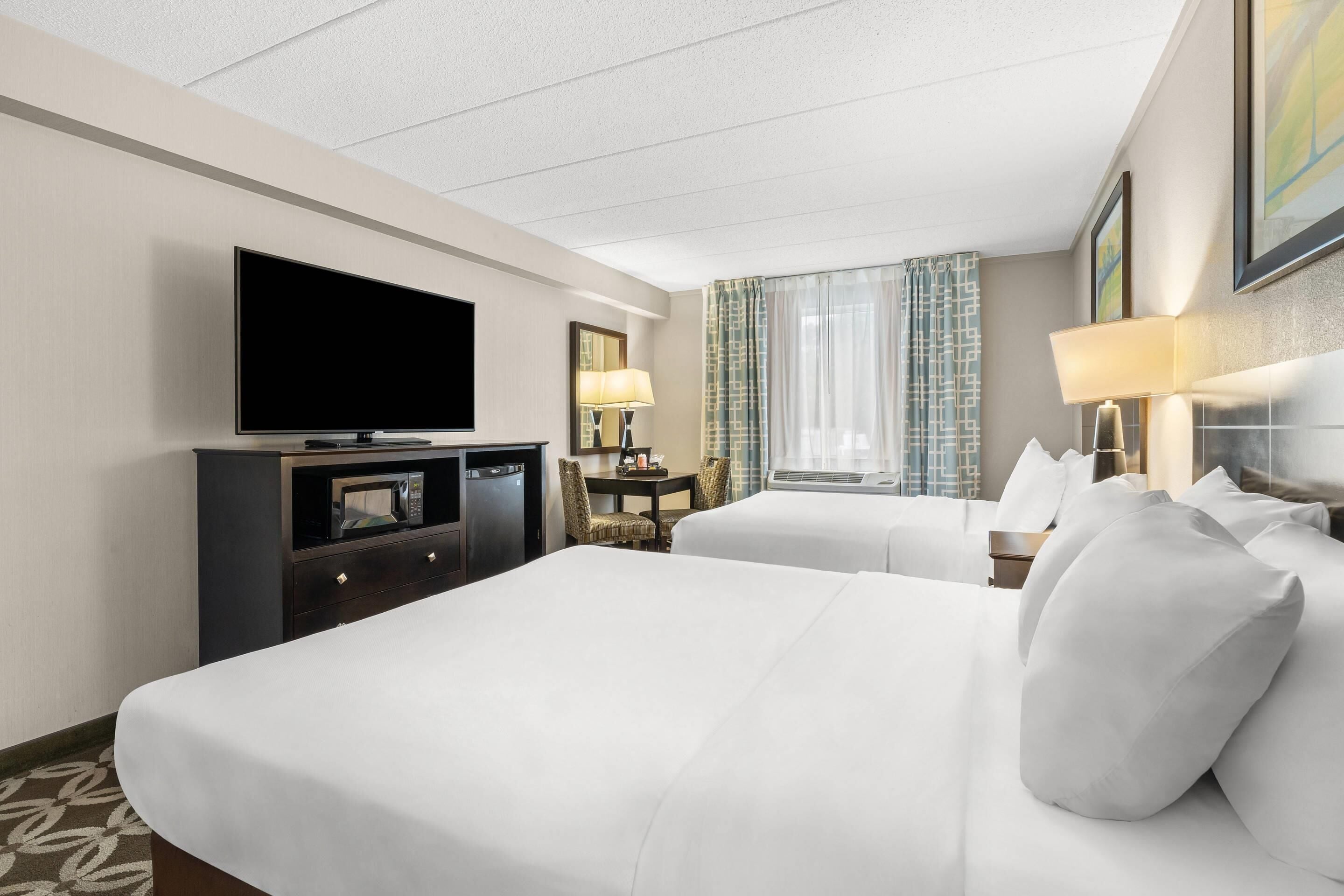 Standard Room, 2 Queen Beds, Non Smoking | Premium bedding, in-room safe, desk, blackout drapes