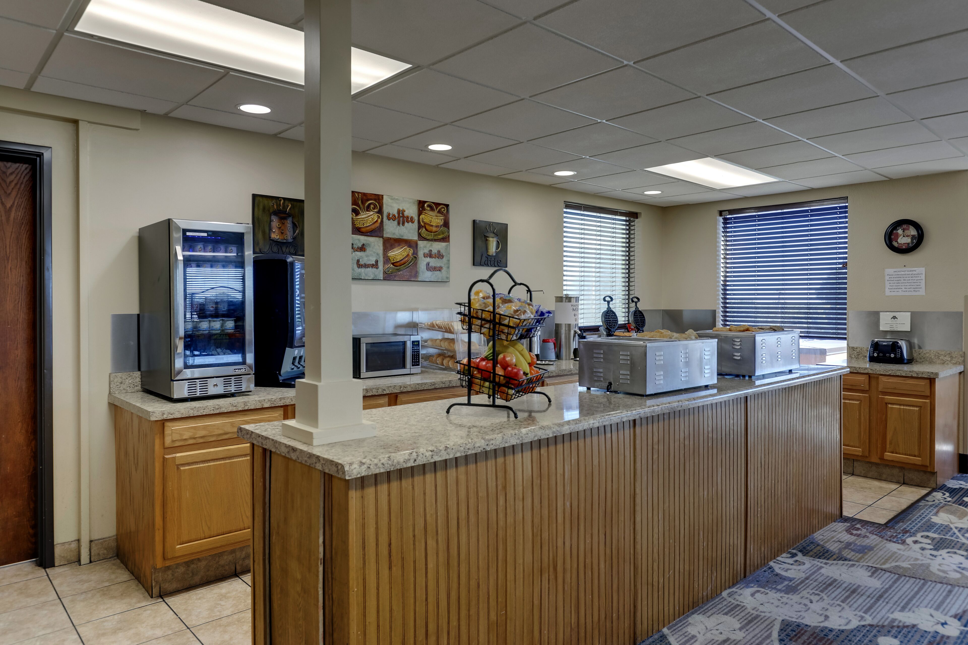 free daily on-the-go breakfast