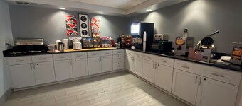 Ramada by Wyndham Luling