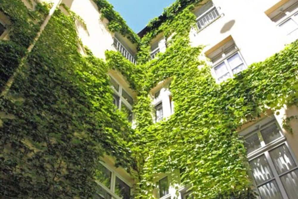 Art Hotel Charlottenburger Hof
