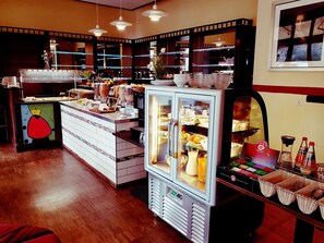 Daily buffet breakfast (EUR 13.50 per person)